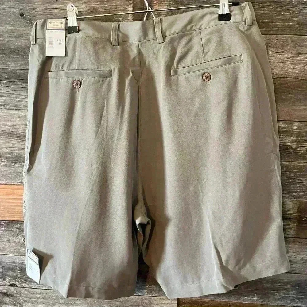 Bungalow Brand Mens Shorts Size 36 Khaki 100% Silk Pleated Silk NWT - Picture 3 of 7